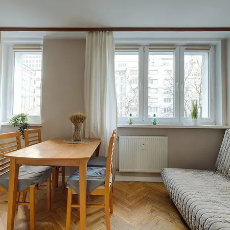 2br Apt Sliska 10 Center, Smarttv *