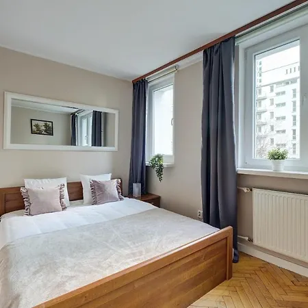 2br Apt Sliska 10 Center, Smarttv Lejlighed Warszawa